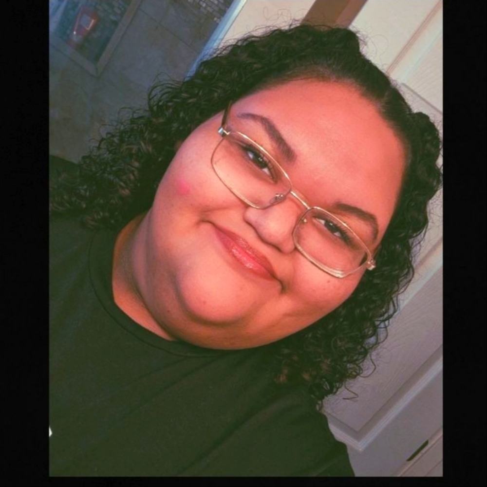 Meet your Posher, Angelica
